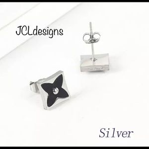 Luxury Four Leaf Clover Silver  Sassy Earrings